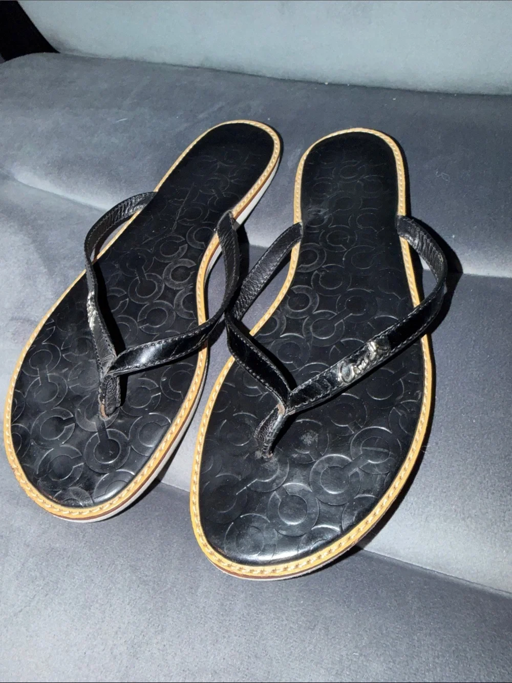 Coach Black Logo Embossed Flip Flop Sandals with Tan Trim size 9